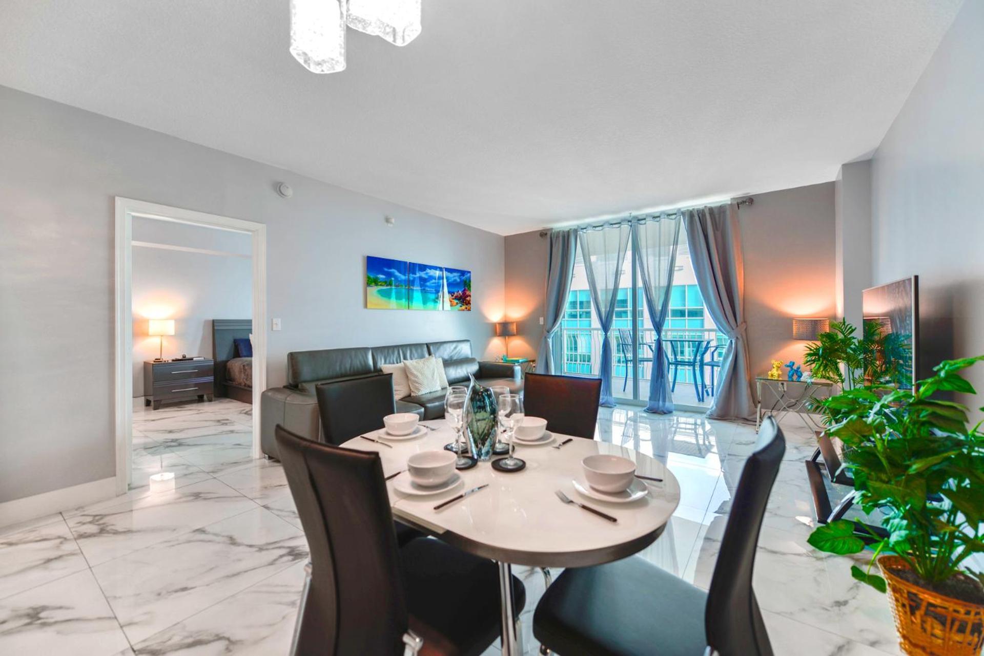 Stylish Brickell Penthouse With Exclusive Perks Apartment Miami