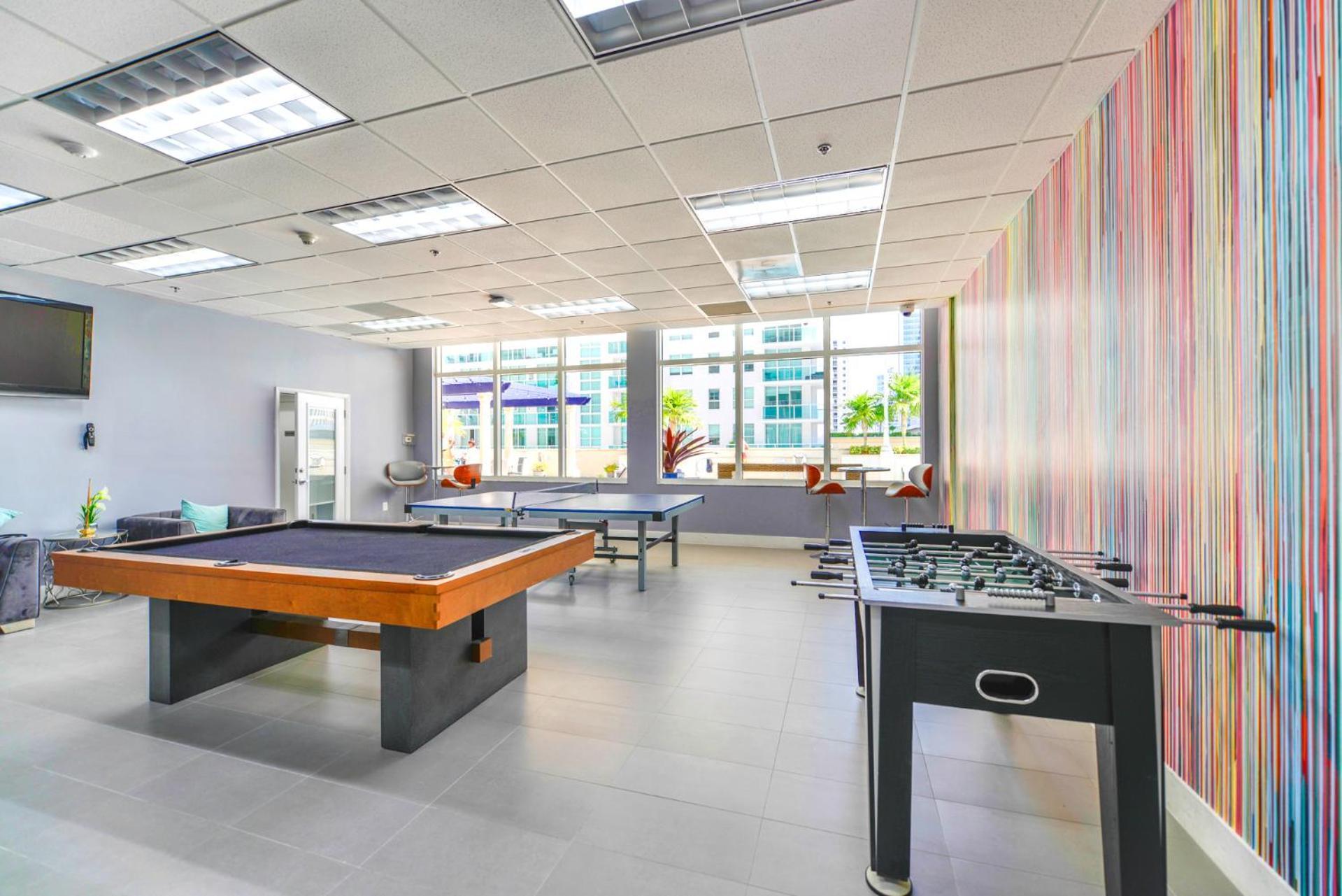 Stylish Brickell Penthouse With Exclusive Perks Apartment